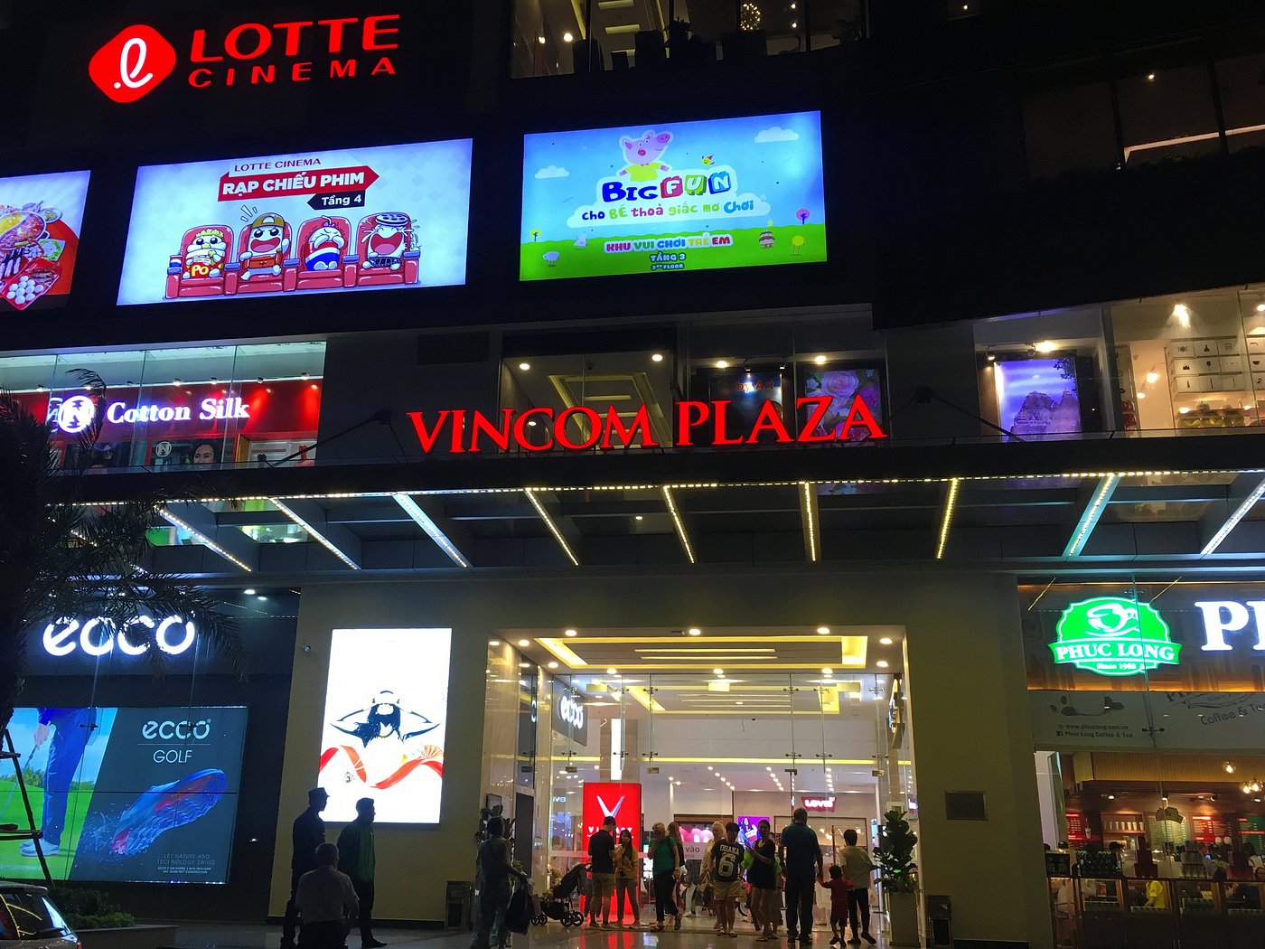 Vincom Plaza